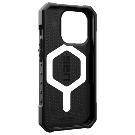 Противоударная накладка UAG Pathfinder с MagSafe совместимая с iPhone 15 Pro черная - фото 2